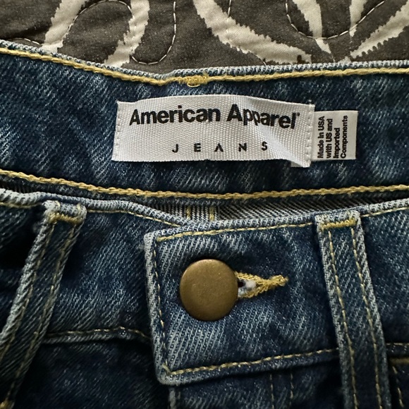 American Apparel Denim Shorts - Picture 2 of 3